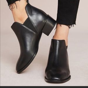 Anthropologie Seychelles Offstage Chelsea Boots / Fall Booties